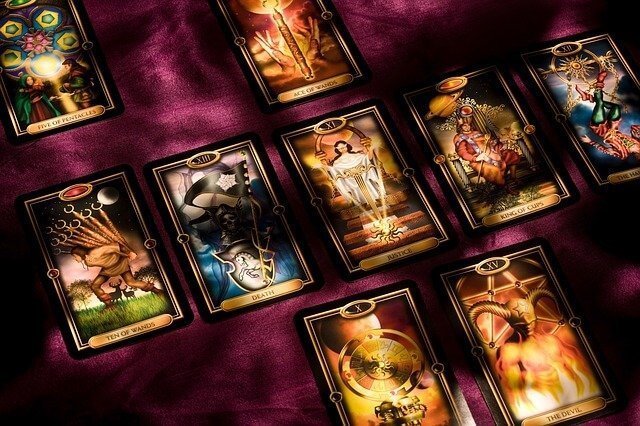sejarah tarot